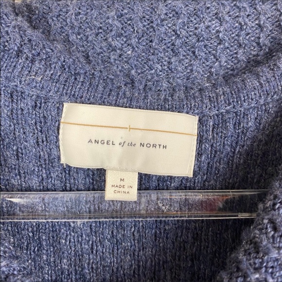 Angel of the North Rosie Cowlneck Pullover Medium - Picture 14 of 16